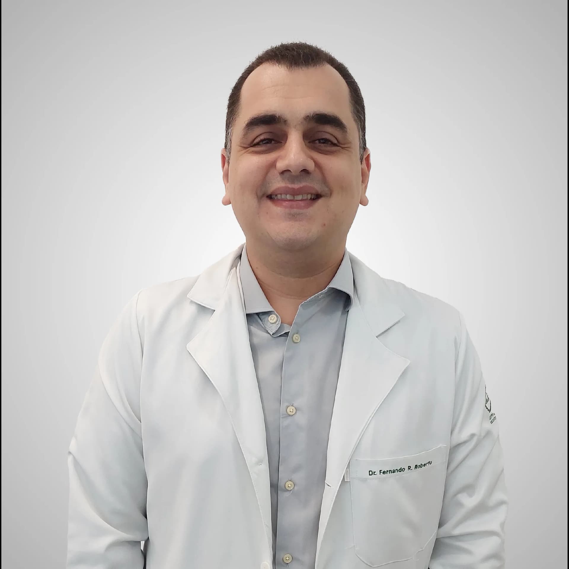 Dr. Fernando Roberto